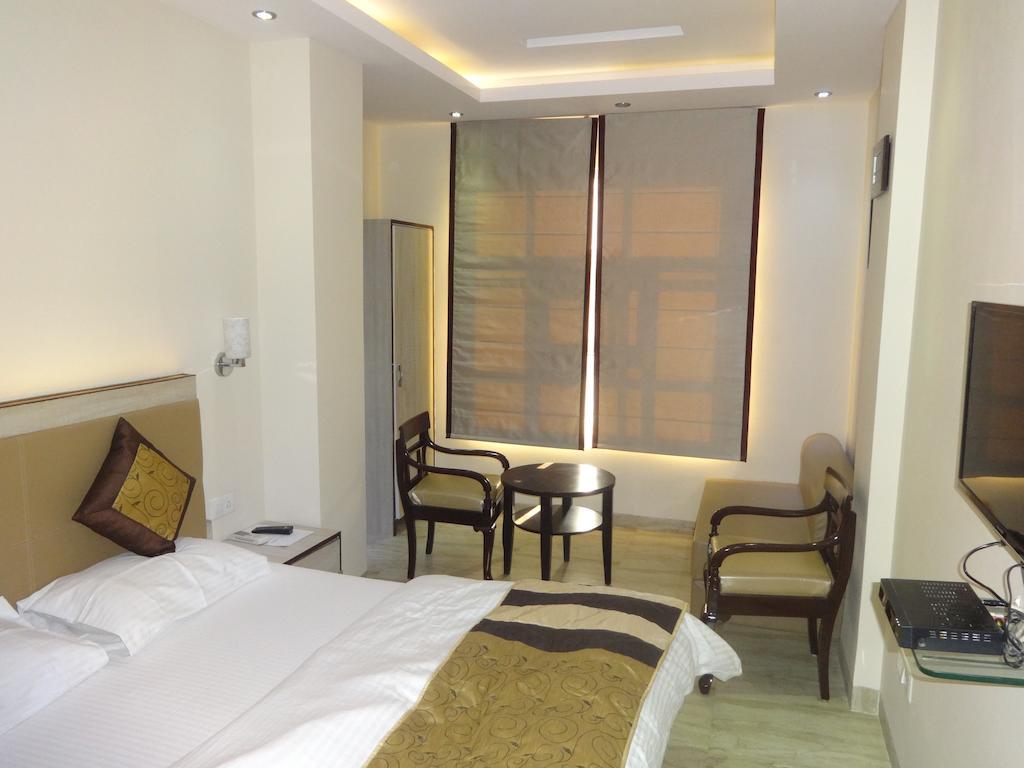 Hotel Grace New Delhi Room photo